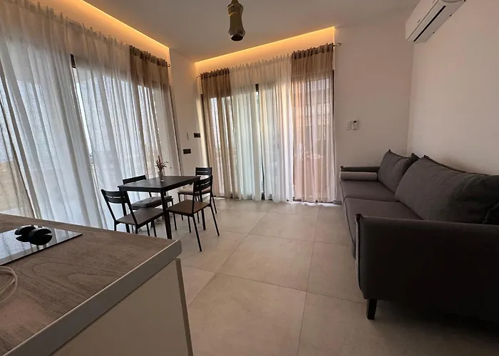 Previllage Red 9-10-11