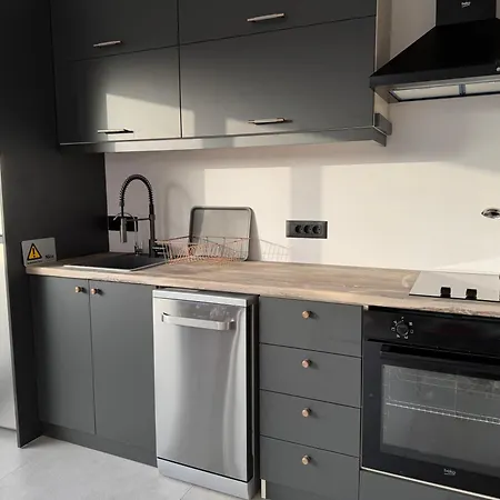 Previllage Red 9-10-11